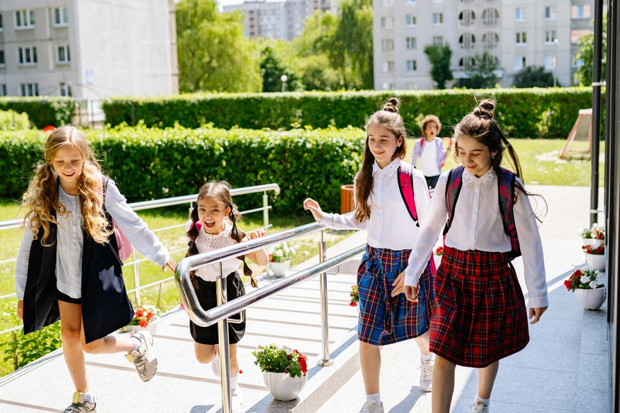 school girls hairstyles